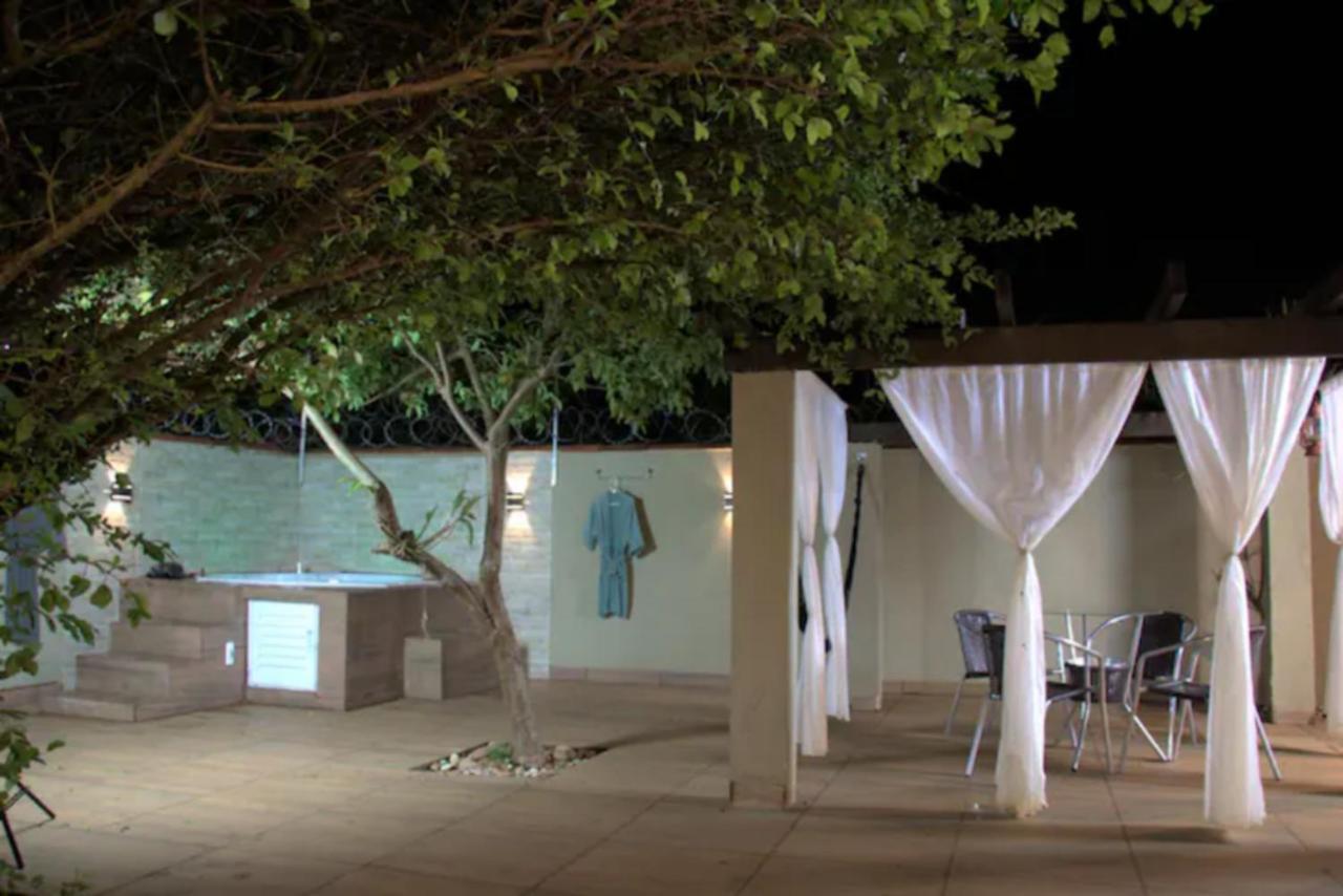 Casa Com Spa De Hidro, Aquecedor E Cromoterapia A 1,0 Km Do Centro Chapada dos Guimarães Exteriér fotografie