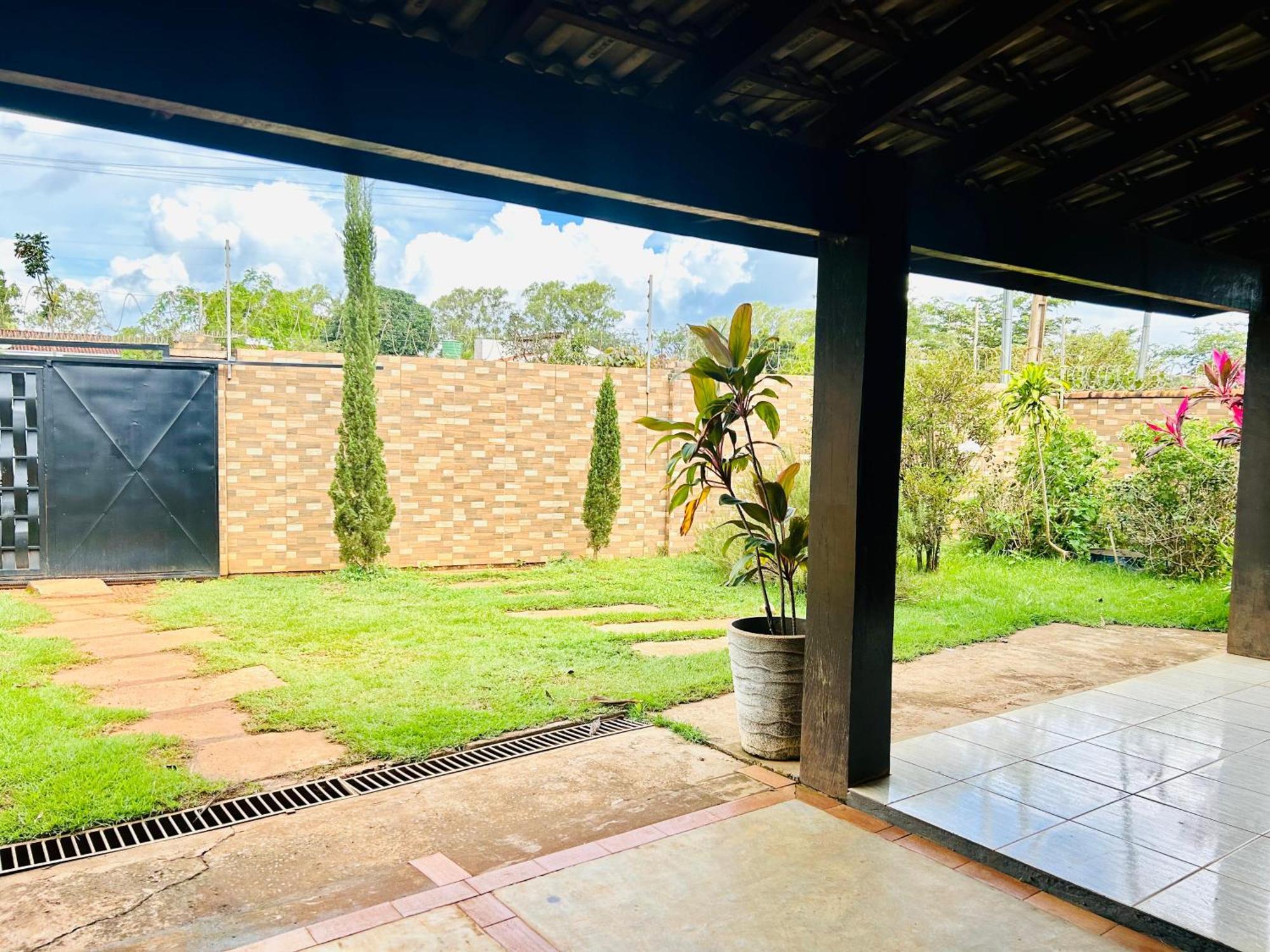 Casa Com Spa De Hidro, Aquecedor E Cromoterapia A 1,0 Km Do Centro Chapada dos Guimarães Exteriér fotografie